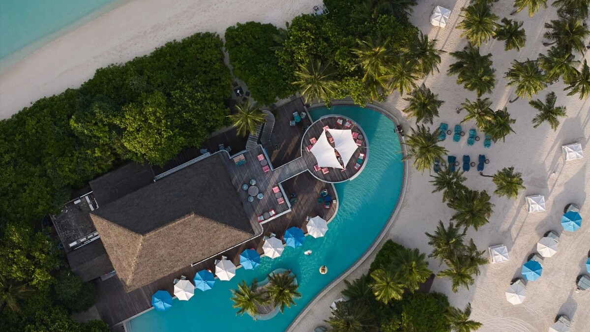     Источник: Finolhu Baa Atoll Maldives