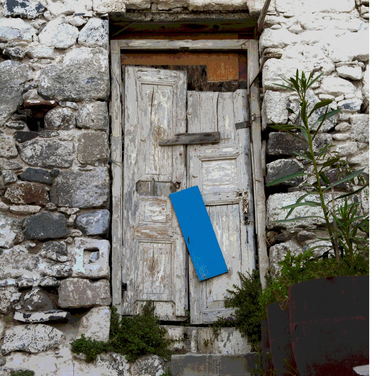 Закрытая дверь к прежнему образу жизни