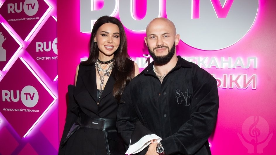    Оксана Самойлова и Джиган на Pre-Party премии RU.TV, фото: пресс-служба