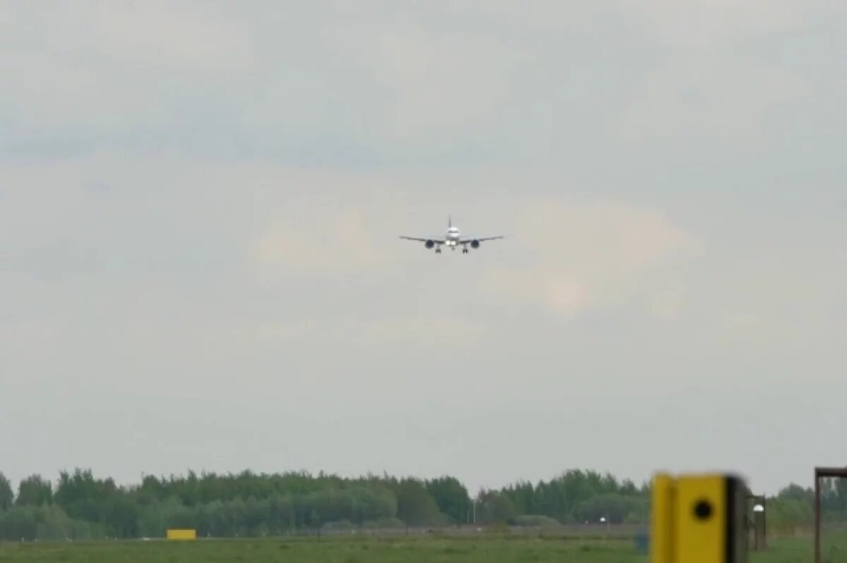    Импортозамещенный самолет МС-21 прибыл из Иркутска в Подмосковье