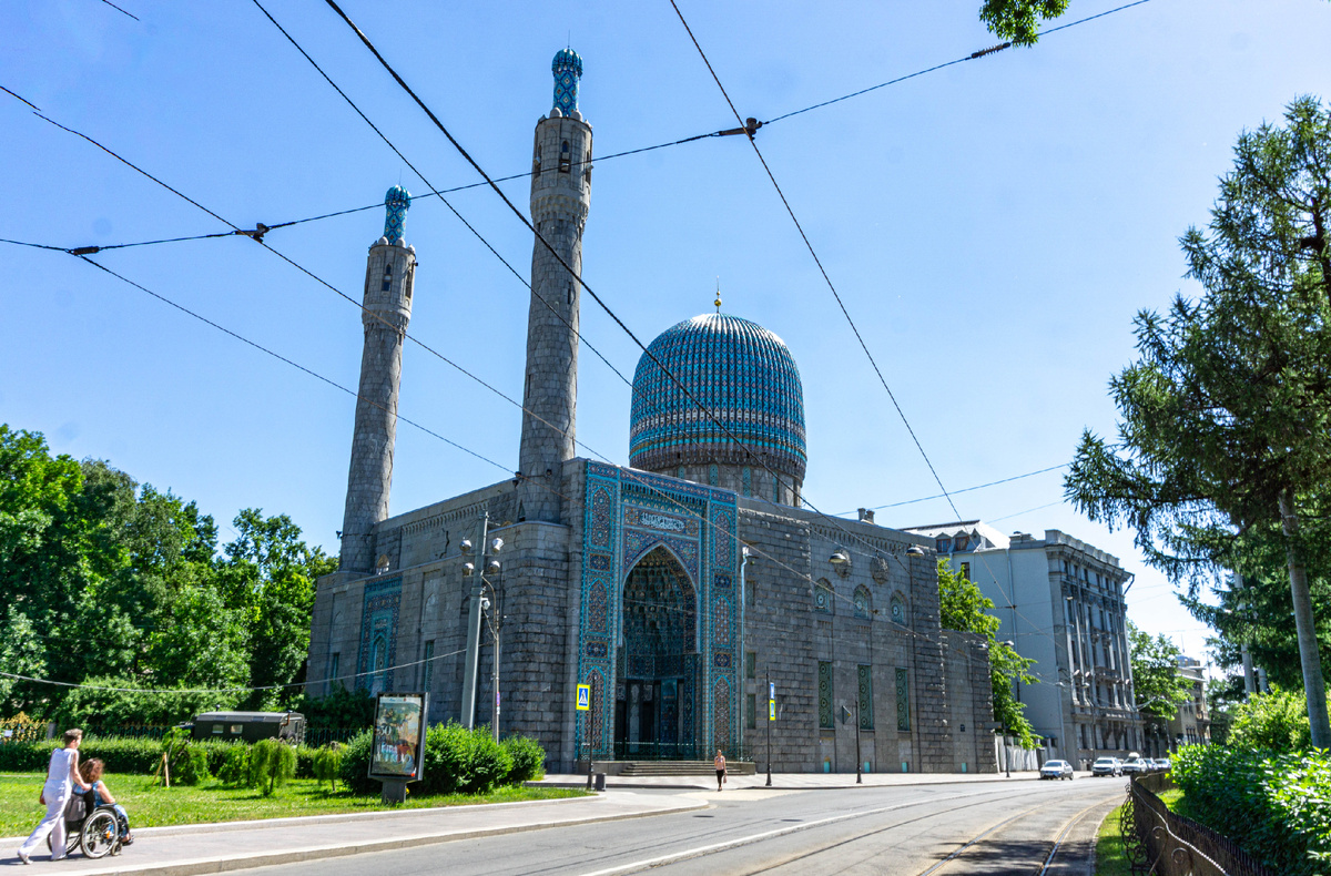 Света, привет! И тут нас Ромка заснял=)