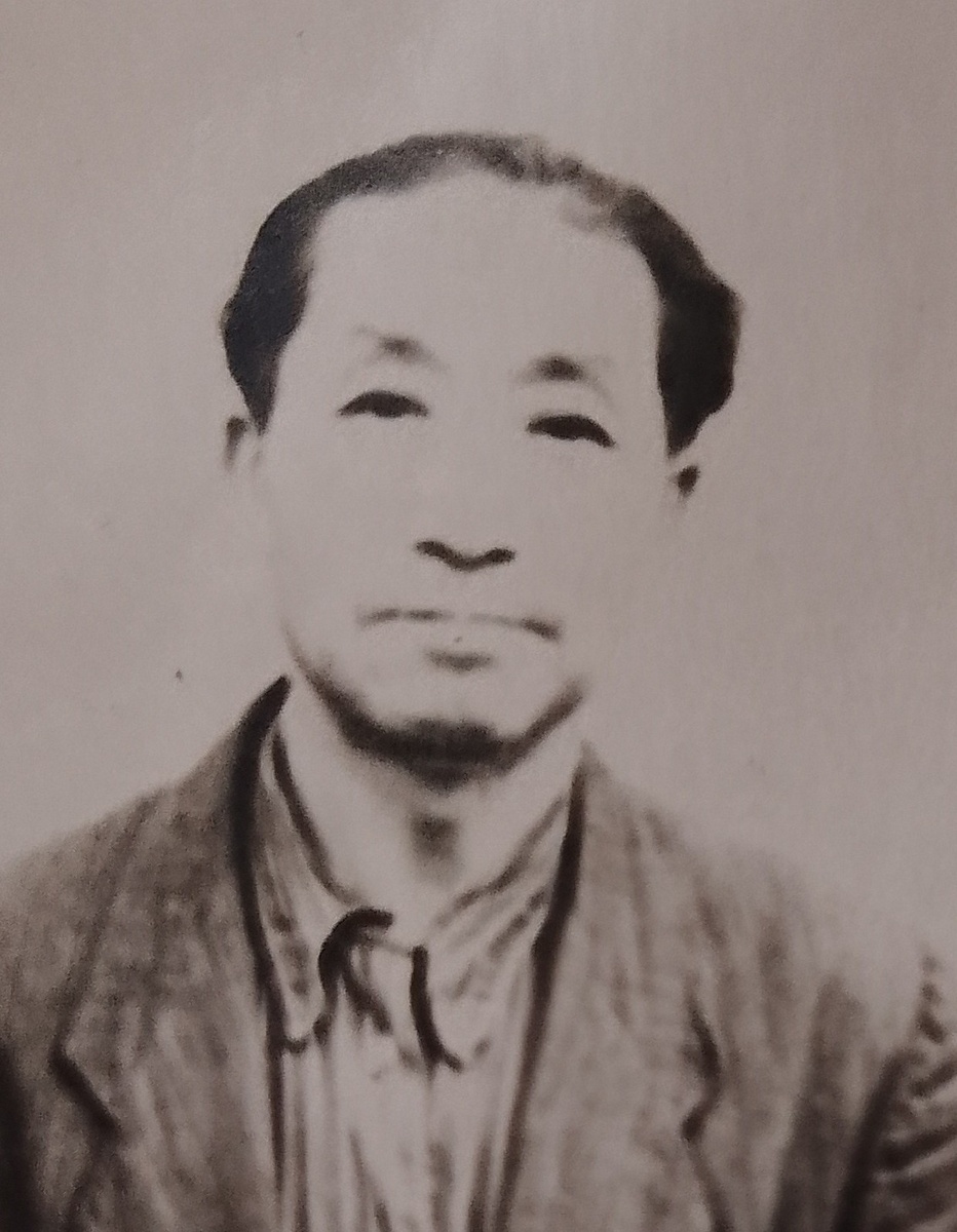 На этом фото трудно понять, но других нет