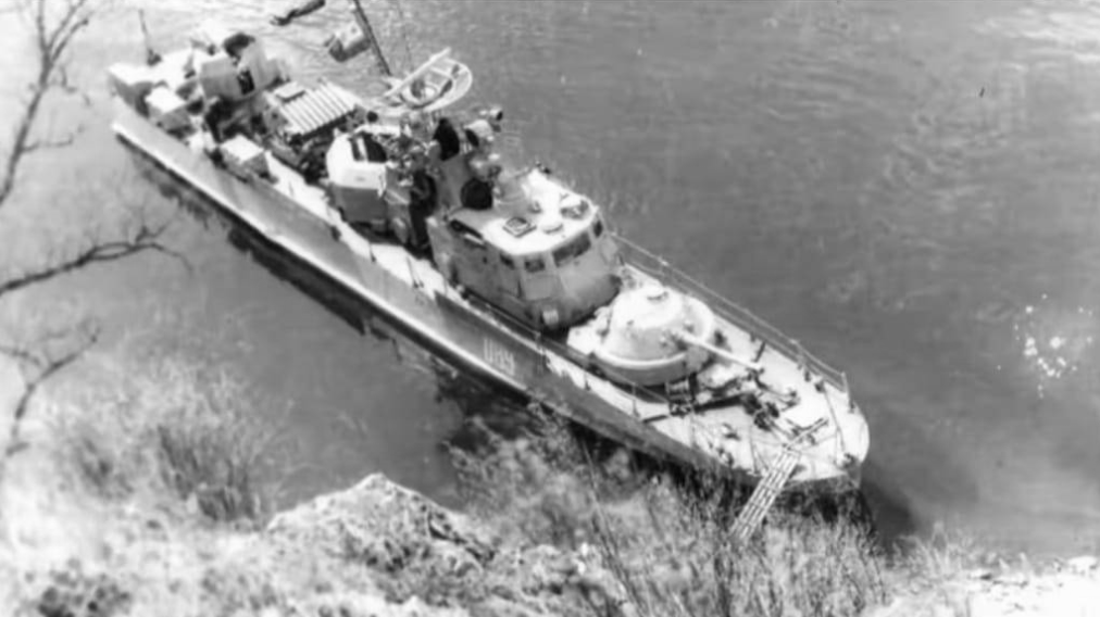 Сторожевой катер МЧПВ КГБ СССР на котором служил старшина 1-й статьи У. Шарафутдинов