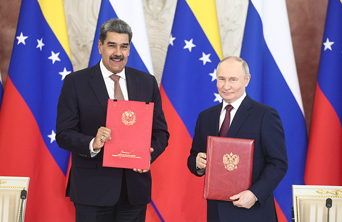    Николас Мадуро и Владимир Путин.Софья Сандурская/ТАСС