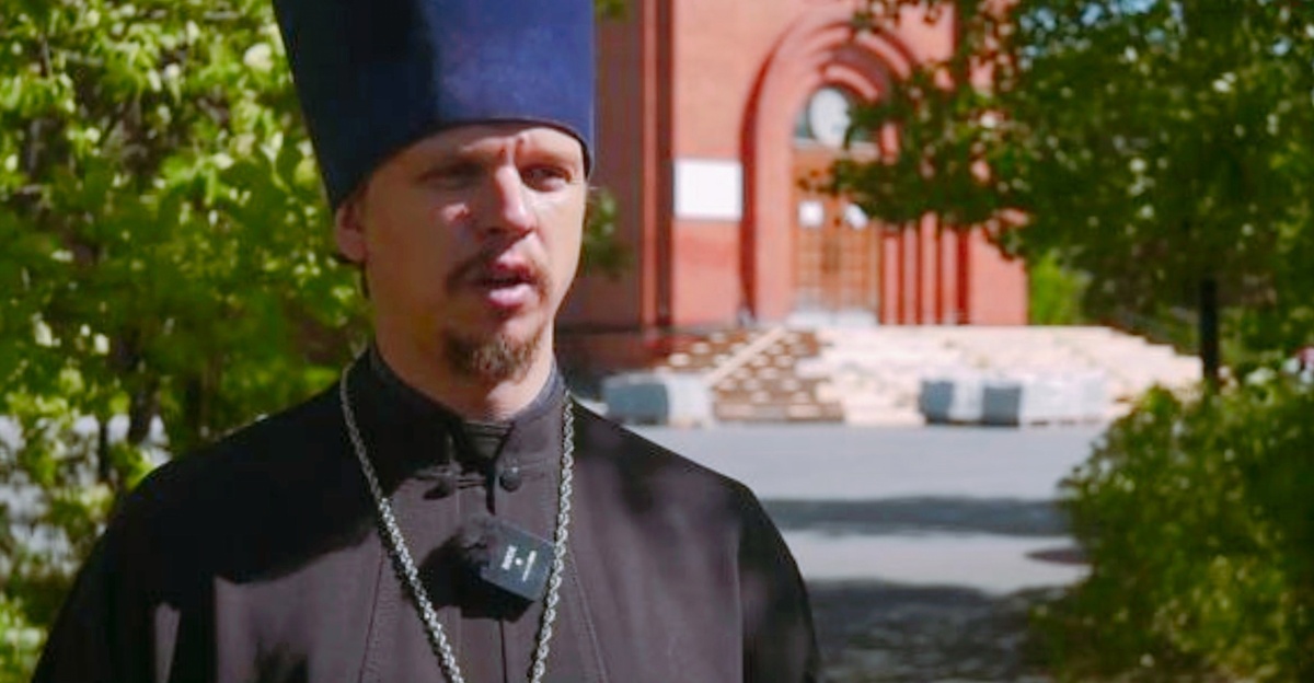 Евгений Чебыкин — иерей, настоятель храма в честь иконы Божией Матери «Всех скорбящих Радость» (г. Лангепас).