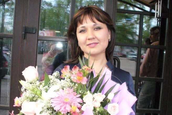 Вынесла из банка 25 млн рублей и отсидела 5лет. Что известно о Луизе Хайруллине, которая покрывала игроманию мужа и воровала для него деньги