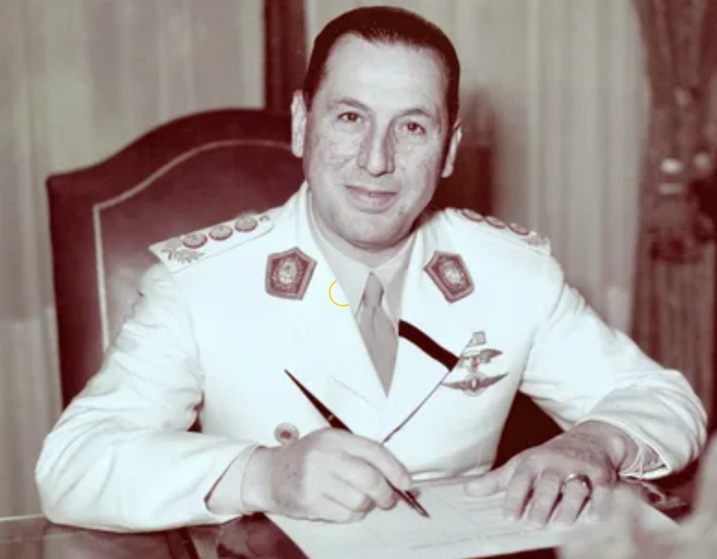 Хуан Перрон