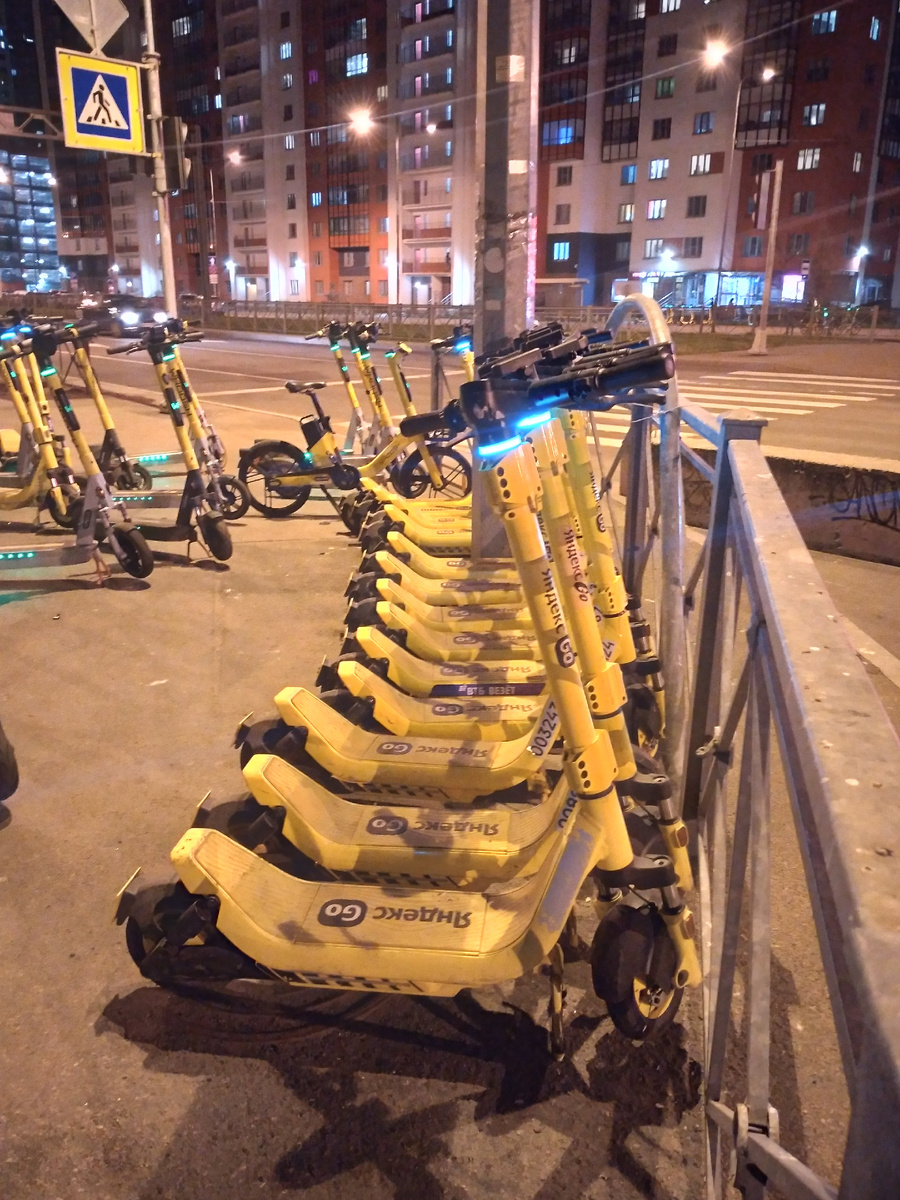 В Петербурге запретили гидроциклы и самокаты на время массовых мероприятий