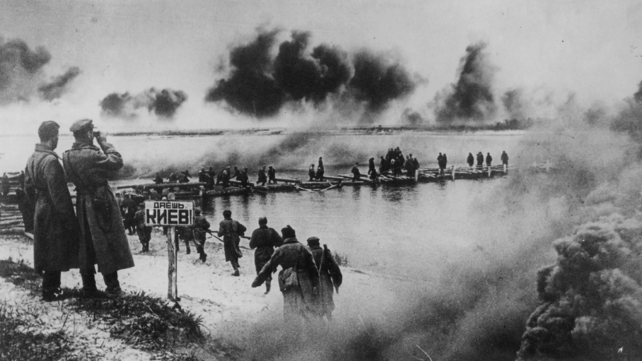форсирование Днепра(фото из интернета)