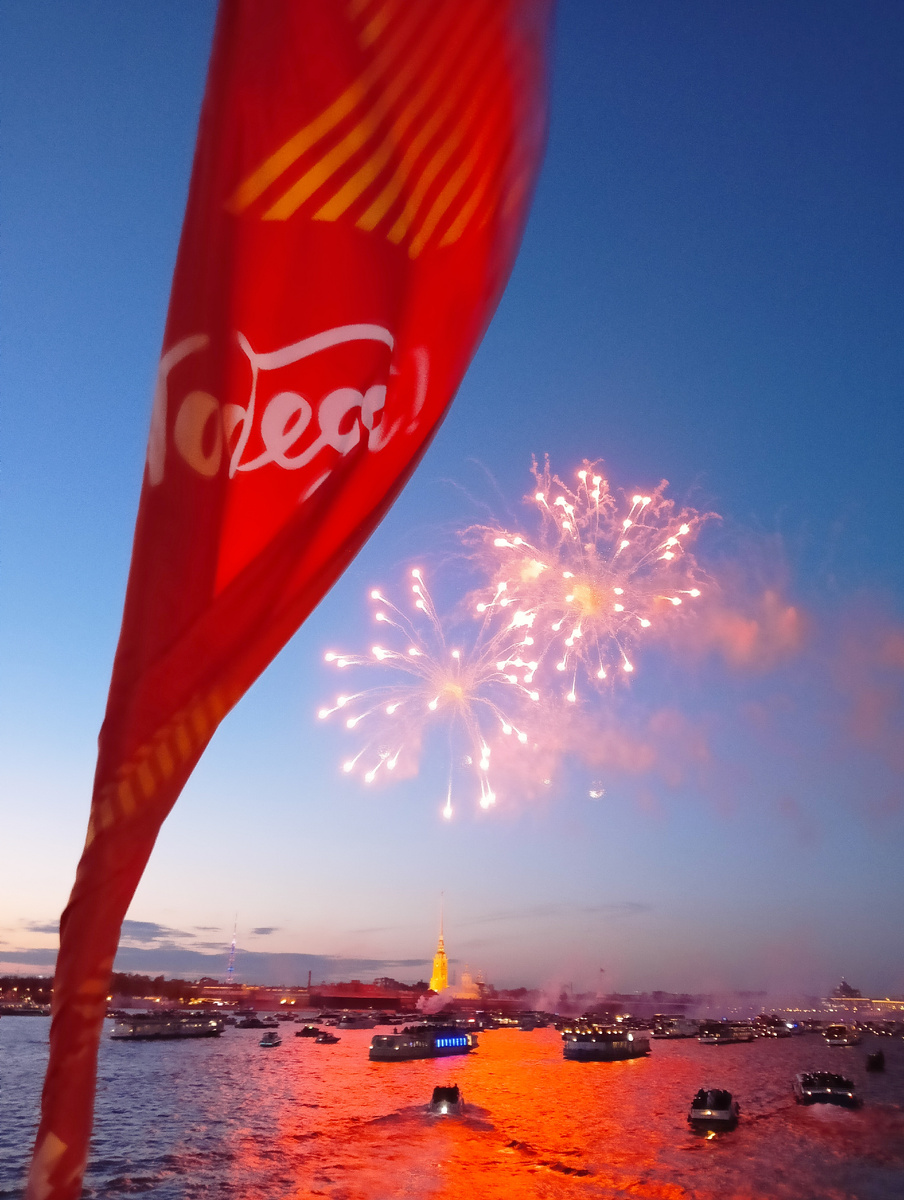 Салют 9 мая 2024 г в Питере из личного архива