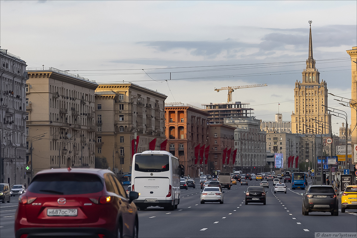 Кутузовский проспект, 2025