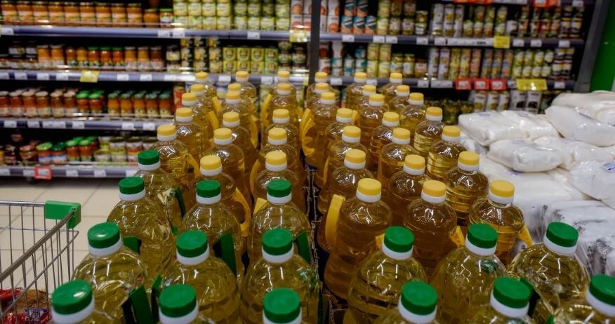 Подсолнечное масло (иллюстрация из открытых источников)