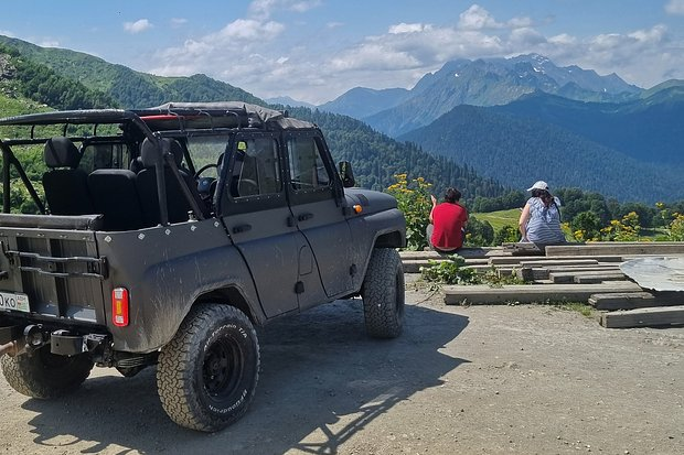Путешественники в Абхазии. Фото: «Лента.ру»
