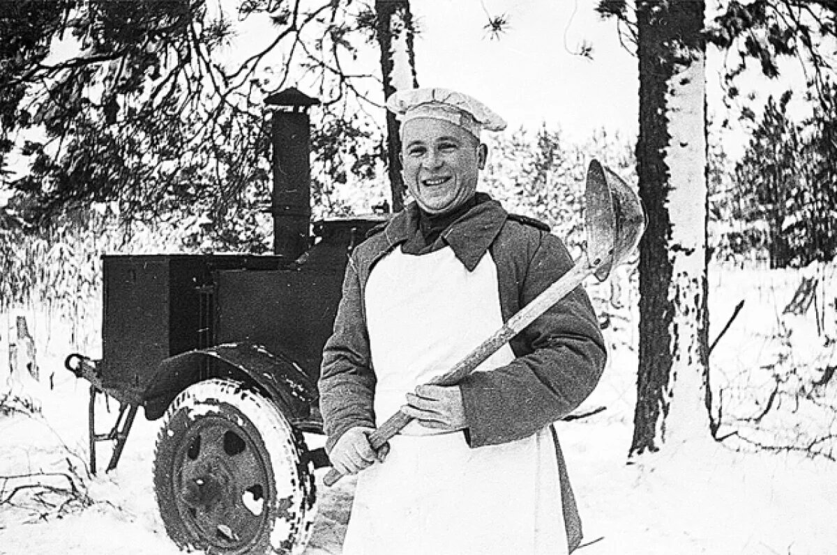    Как правило, еду на полевой кухне готовили дважды в сутки – на завтрак и ужин.