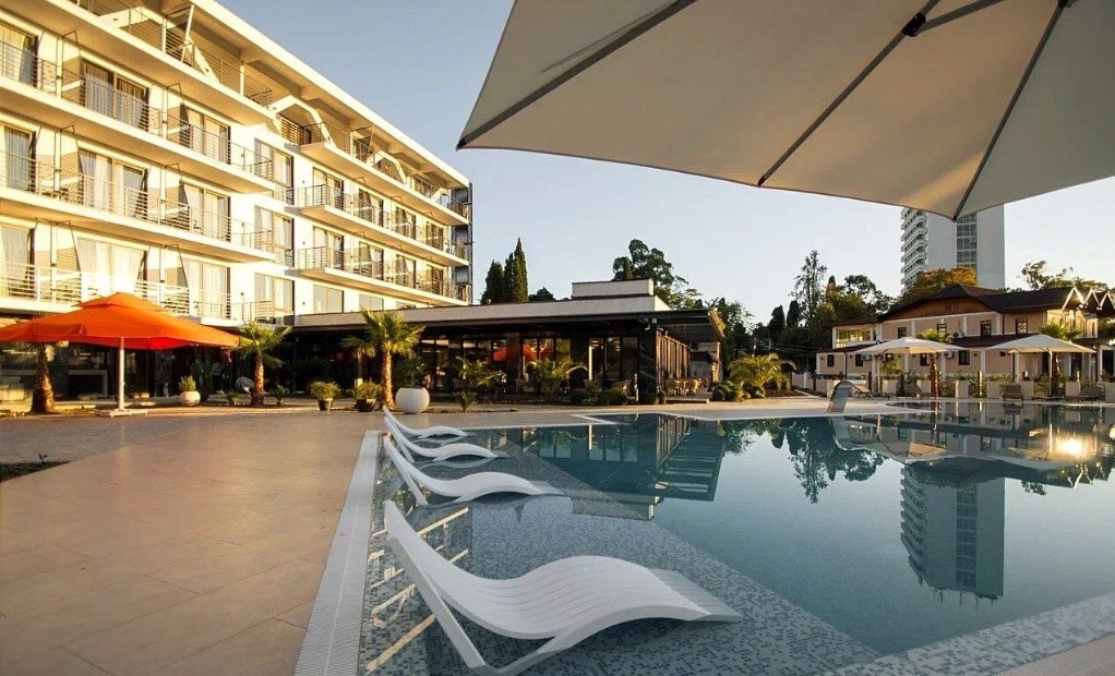 Отель "Ривьера", Сухум