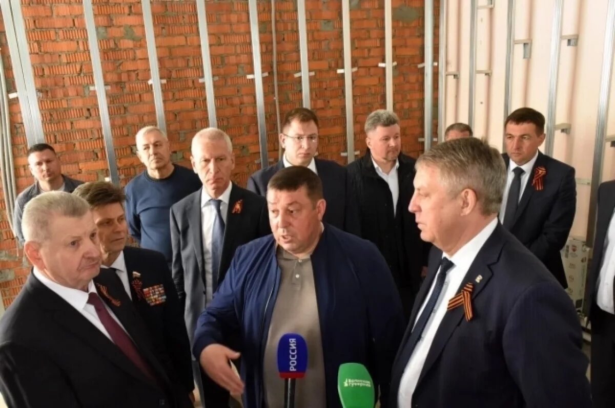    Губернатор и ректор Первого меда оценили ход ремонта филиала вуза в Брянске