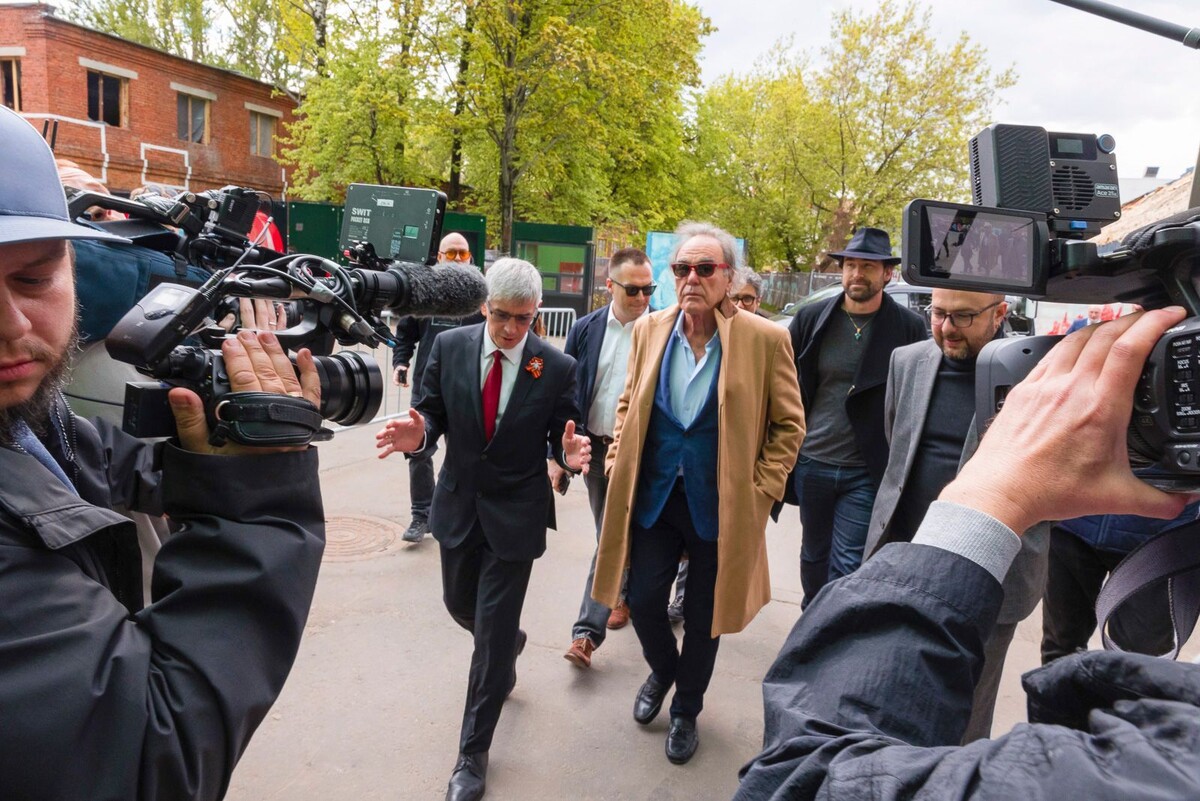    Оливер Стоун похвалил прогресс киноиндустрии в Москве
