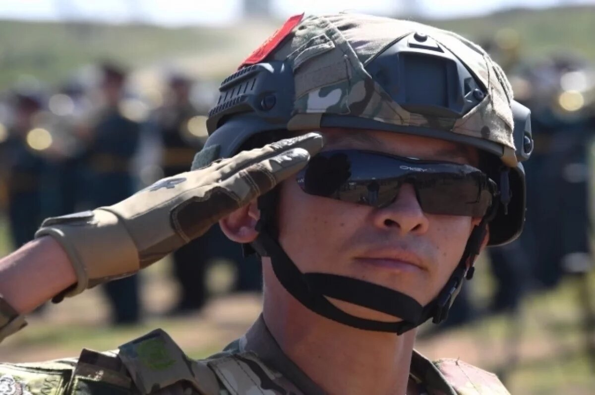    В Бишкеке прошёл парад в честь 80-летия Победы