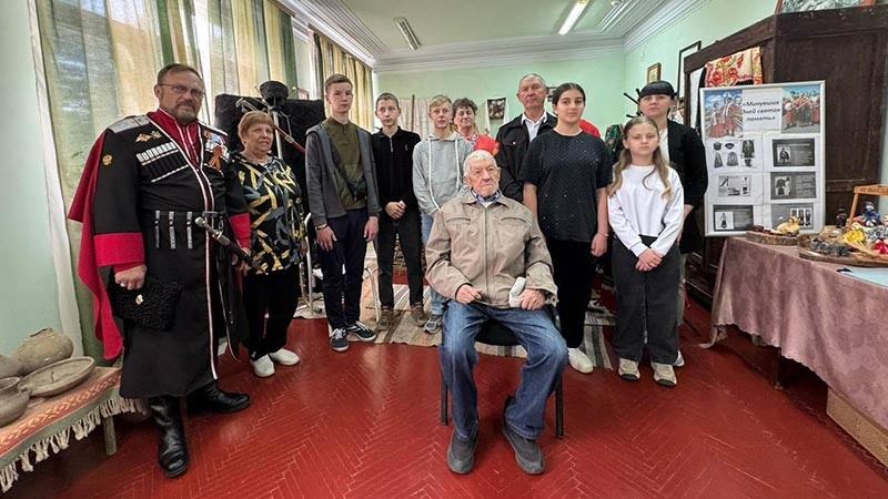    Ребятам – о Родине