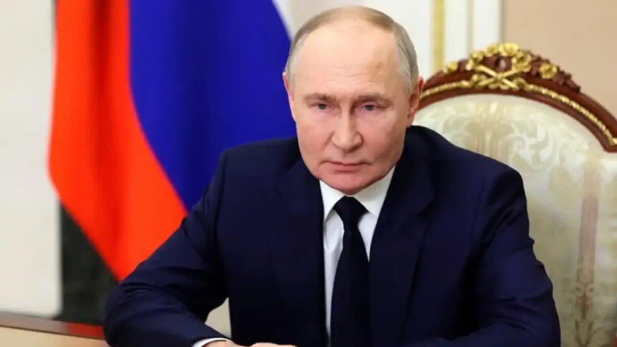    Владимир Путин.