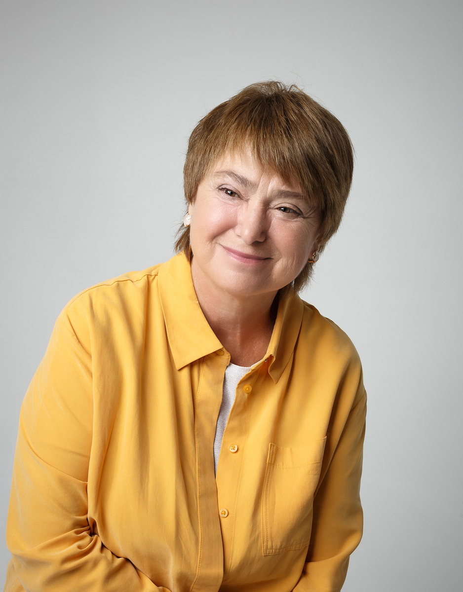    Нина Зверева