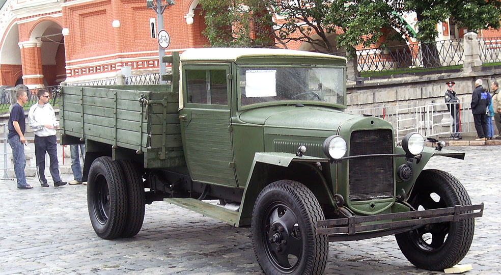 От героев былых времен: какие грузовики ковали победу