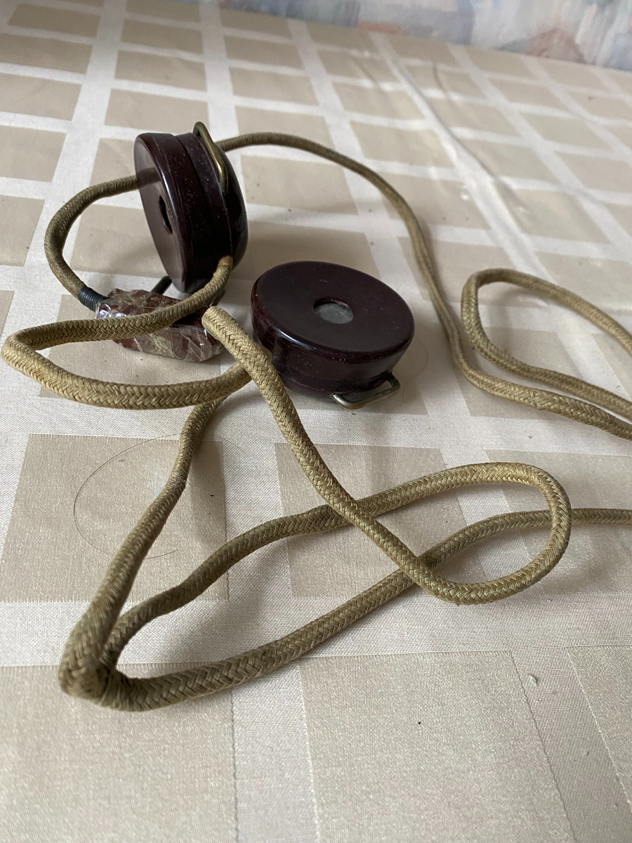 Старые наушники семьи из первых послевоенных лет, фото автора