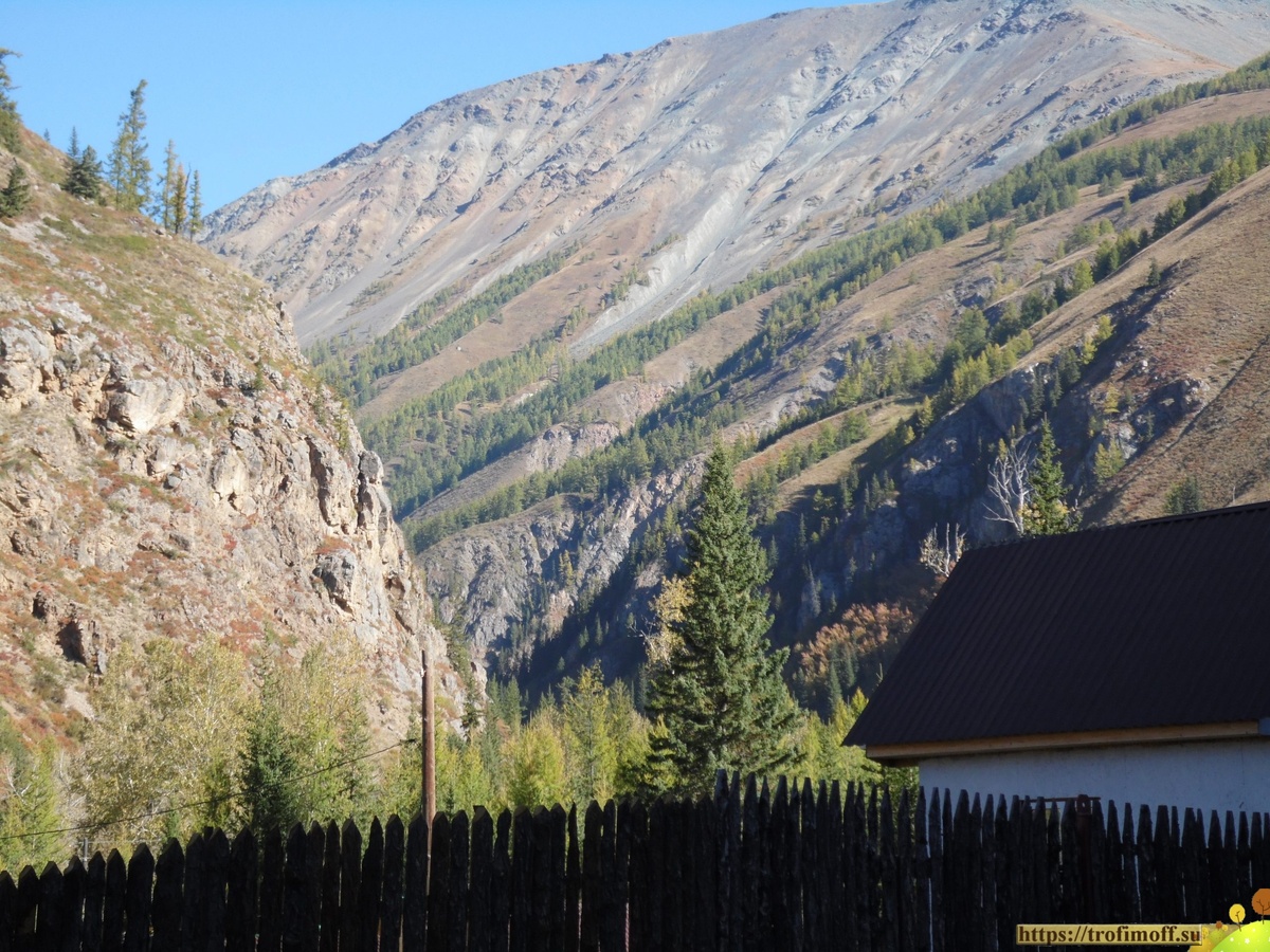 с. Акташ, первые километры Улаганского тракта