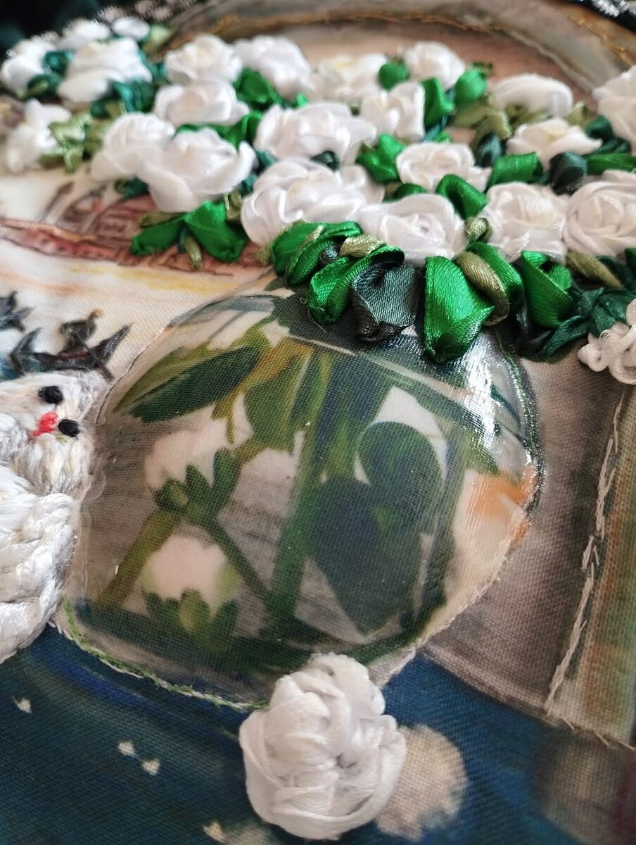 Фрагмент пузатой стеклянной вазы. Работа автора. 