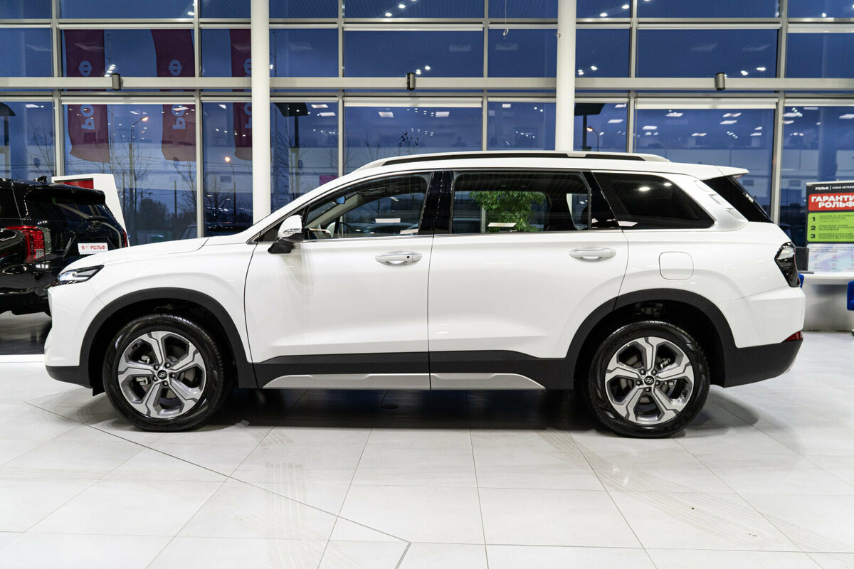 В РФ появились новые Hyundai Santa Fe в необычном кузове. Источник иллюстрации - auto.ru