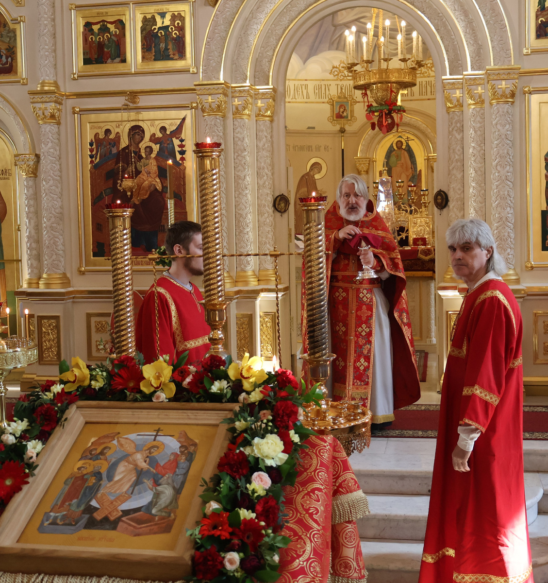  Светлый Вторник. Пасхальная неделя 2025