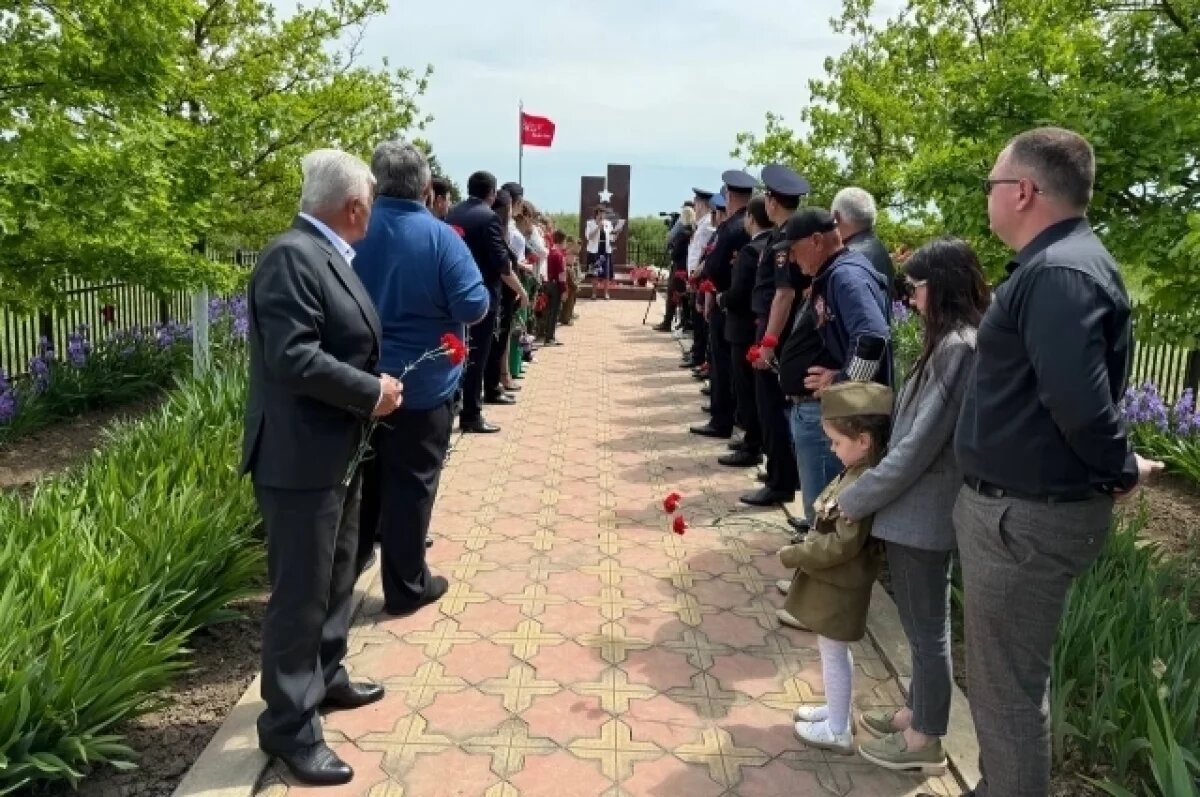    В хуторе Кировском на Ставрополье торжественно открыли памятник героям ВОВ