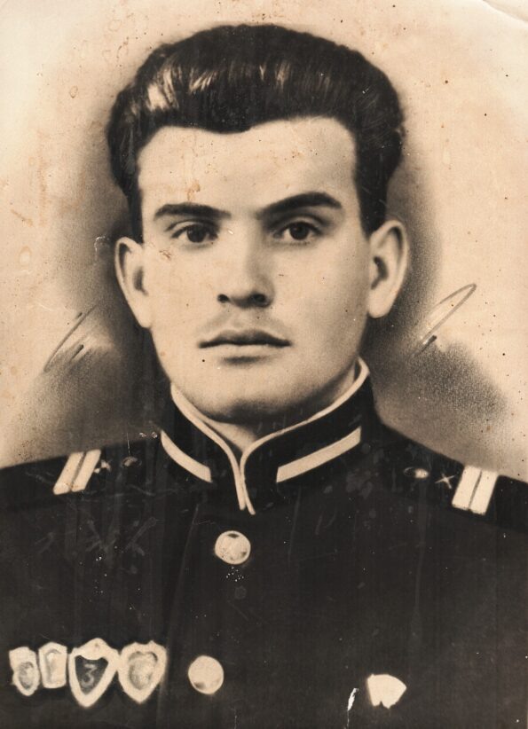    Николай Прокофьевич Хулапов