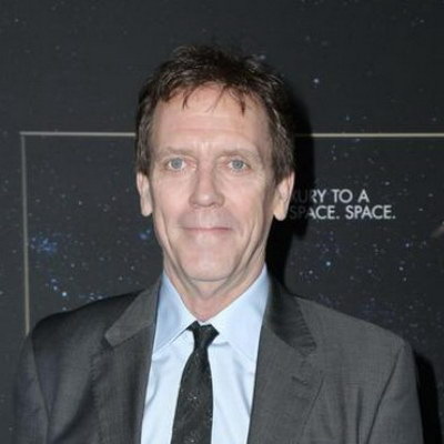     Хью Лори сыграет главу преступного синдиката в сериале «Разыскиваемый человек»