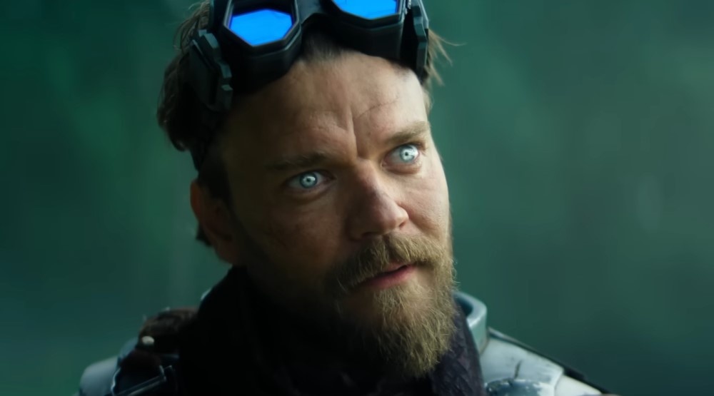     Кадр из 3 сезона сериала «Основание» (2025)