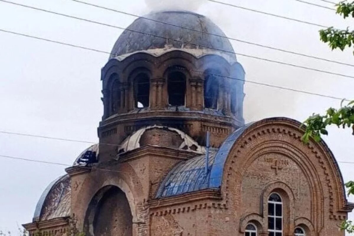    Настоятель Иоанн: ВСУ умышленно били по храму в курском селе Попово-Лежачи