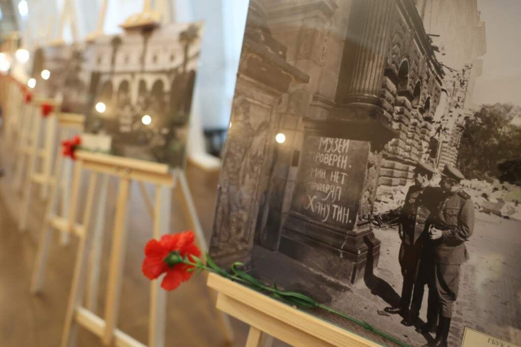 Листайте вправо, чтобы увидеть больше изображений