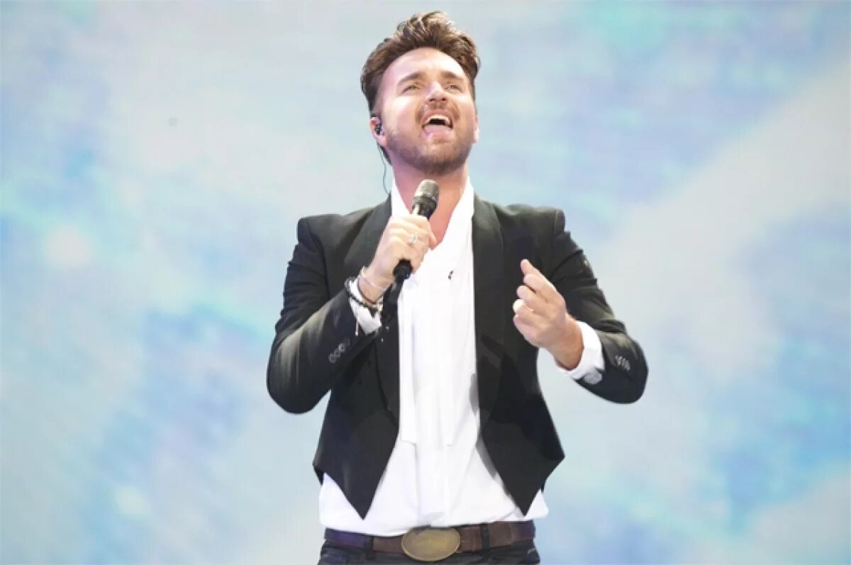    Певец Панайотов рассказал, что получил за победу в шоу «Маска»