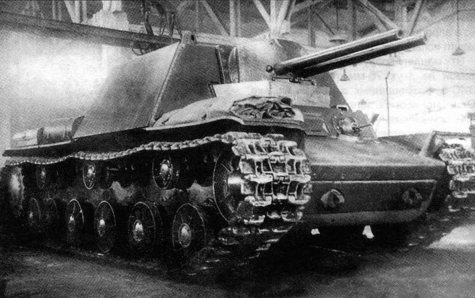 КВ-7 с двумя пушками (установка У-14)