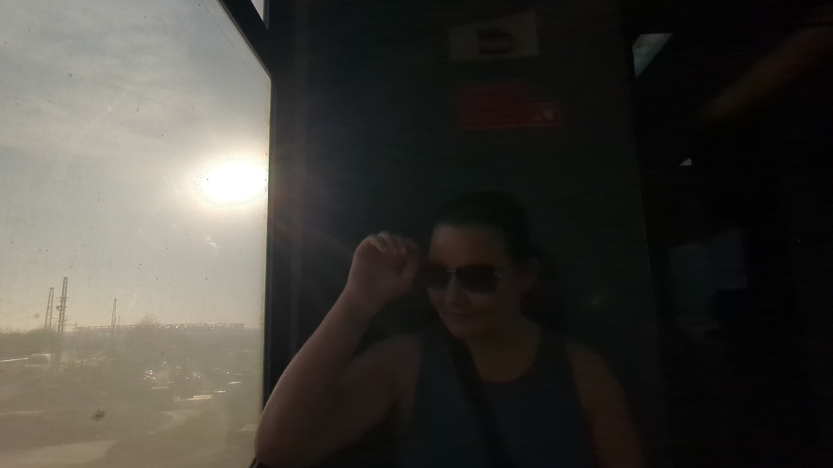 Сын начал иногда меня фотографировать