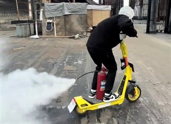     / Источник: Кадр из видео