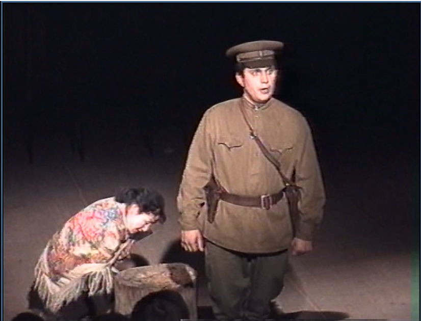 Спектакль ВСГАКИ в роли Васкова - А.Фишев, в роли Марии Никифоровны - В.Жамбалова