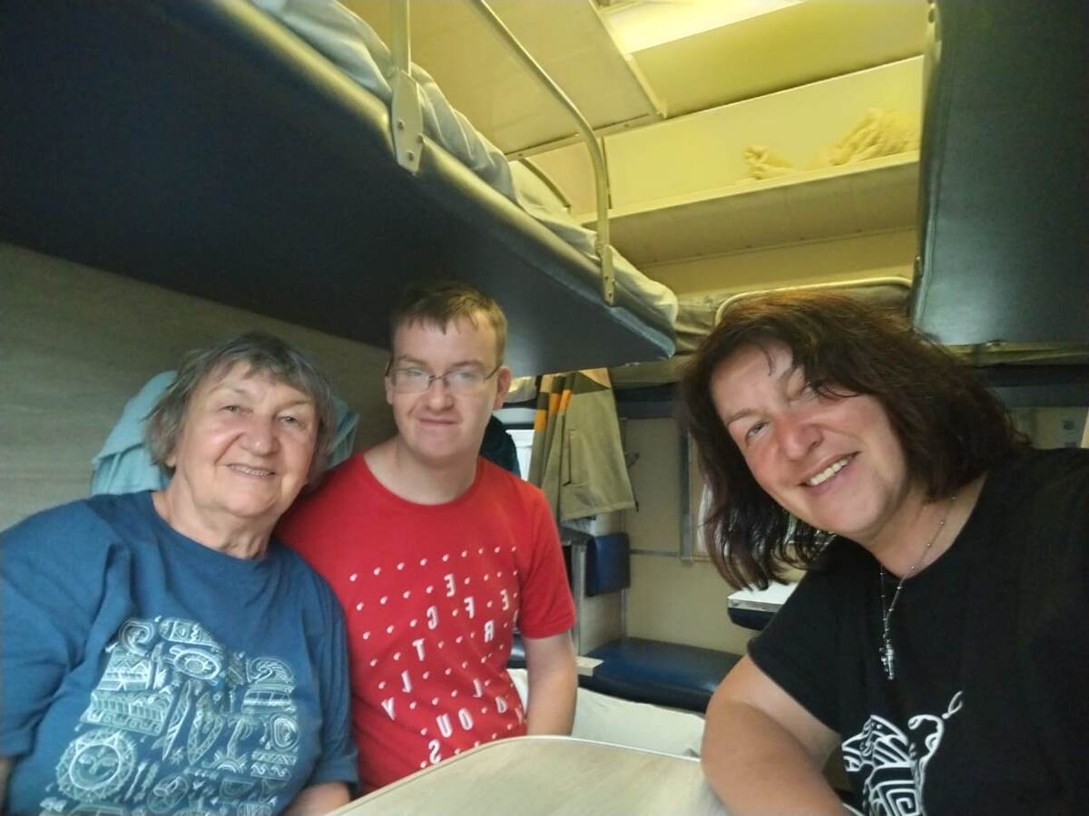 Вымокшие, но радостные мы