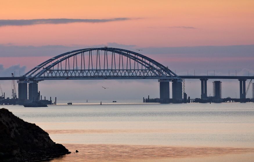    «Трампу надо отойти. ВСУ попытаются атаковать Крымский мост. Даже при малой вероятности атак парад бы отменили»: эксперт