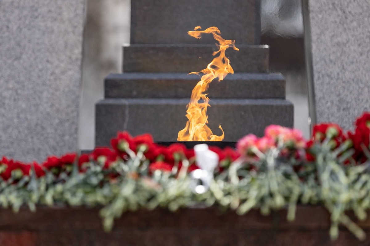    Нягань начнет празднование Дня Победы с возложения цветов и шествия «Бессмертного полка»