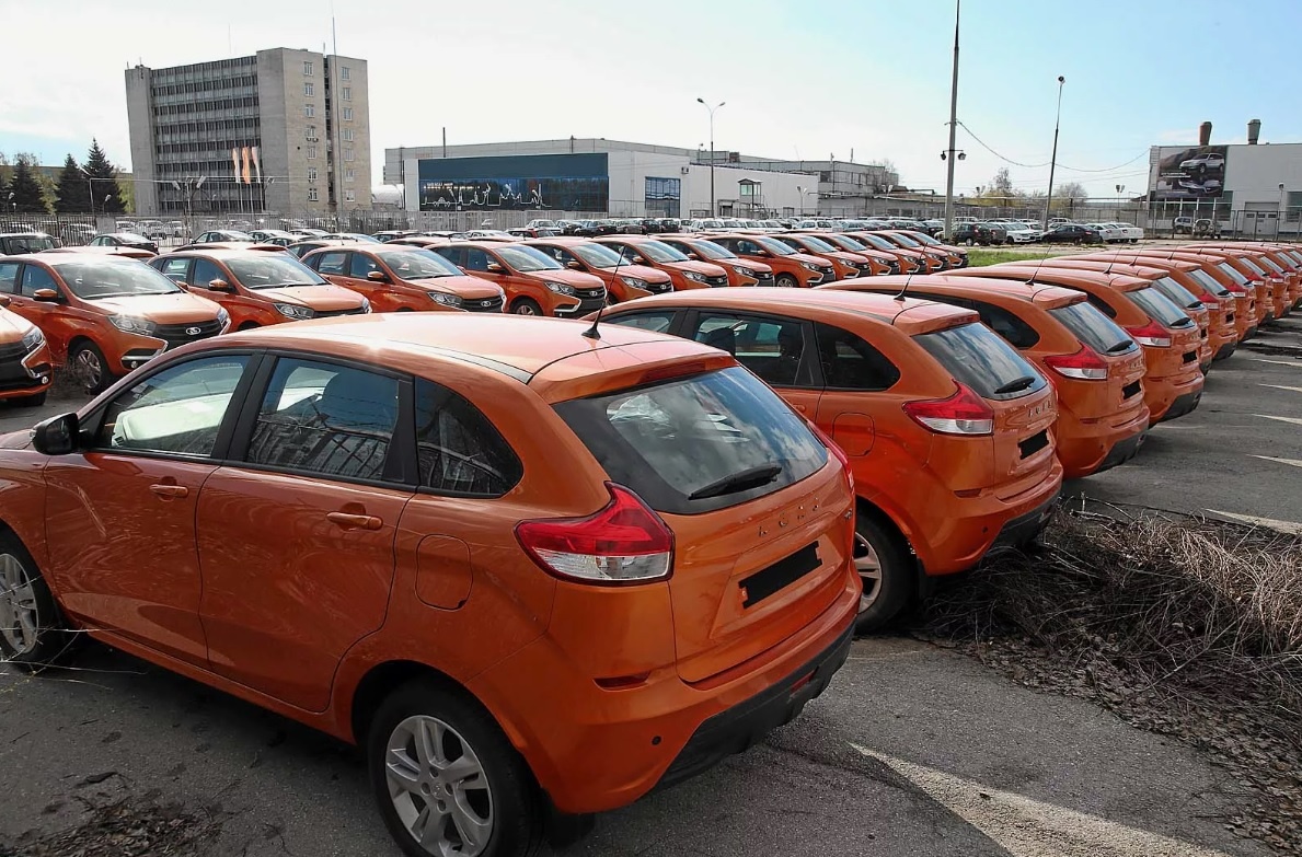 полные склады продукции