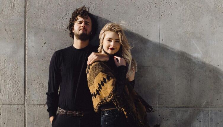    Как научиться понимать друг друга? Фото: Wesley Tingey on Unsplash