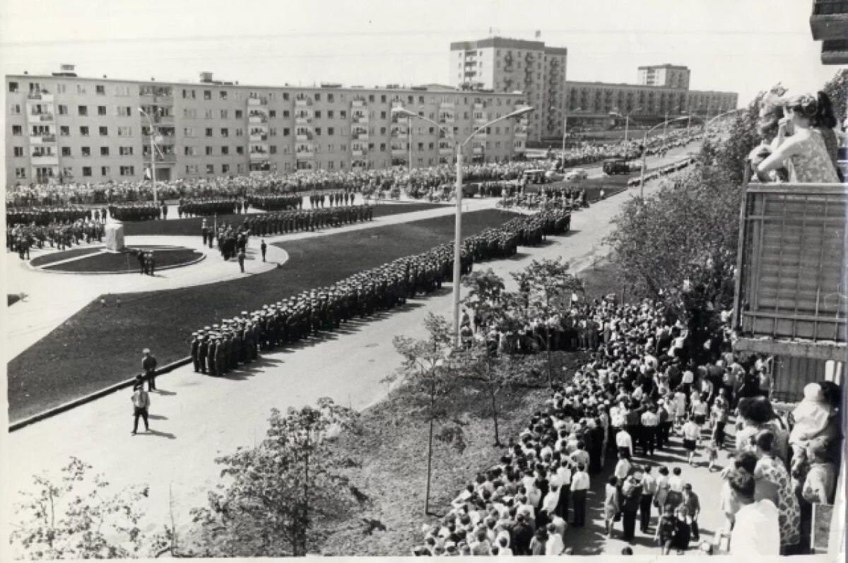    И пошли курсанты.