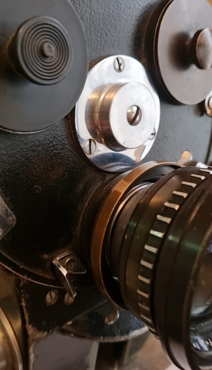 Кинокамера Конвас.Фото автора статьи.