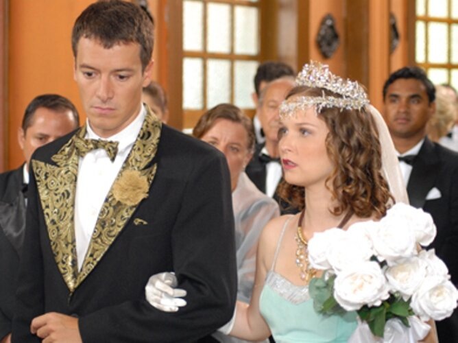 Жизель. Невеста в старом зелёном платье. Фото с интернета.